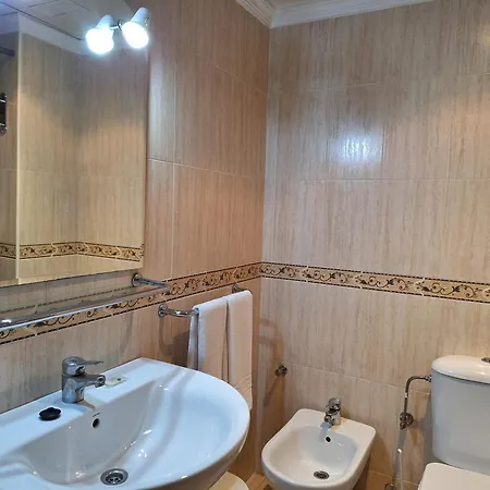 Live Apartment *