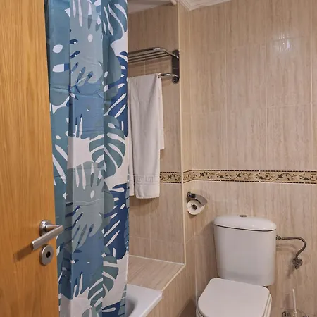 Live Apartment *