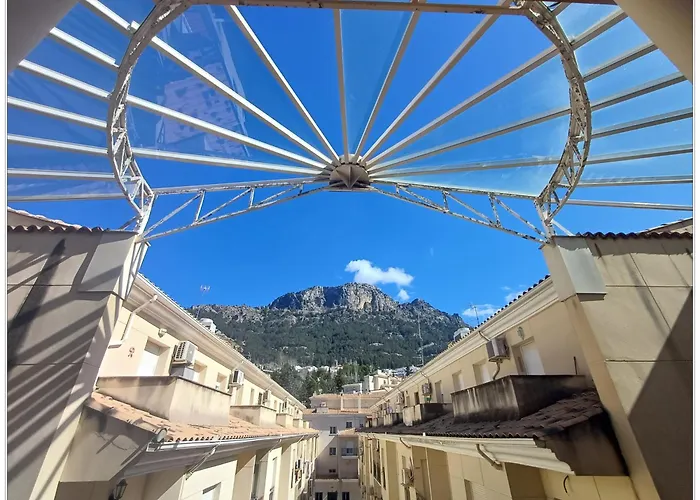 Live Apartment Cazorla